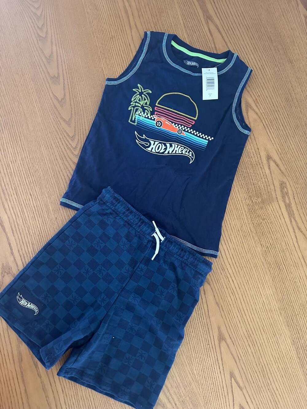 Hot Wheels Toddler Boys Graphic Tank Top and Shorts 2-Piece Outfit Set Size 5T